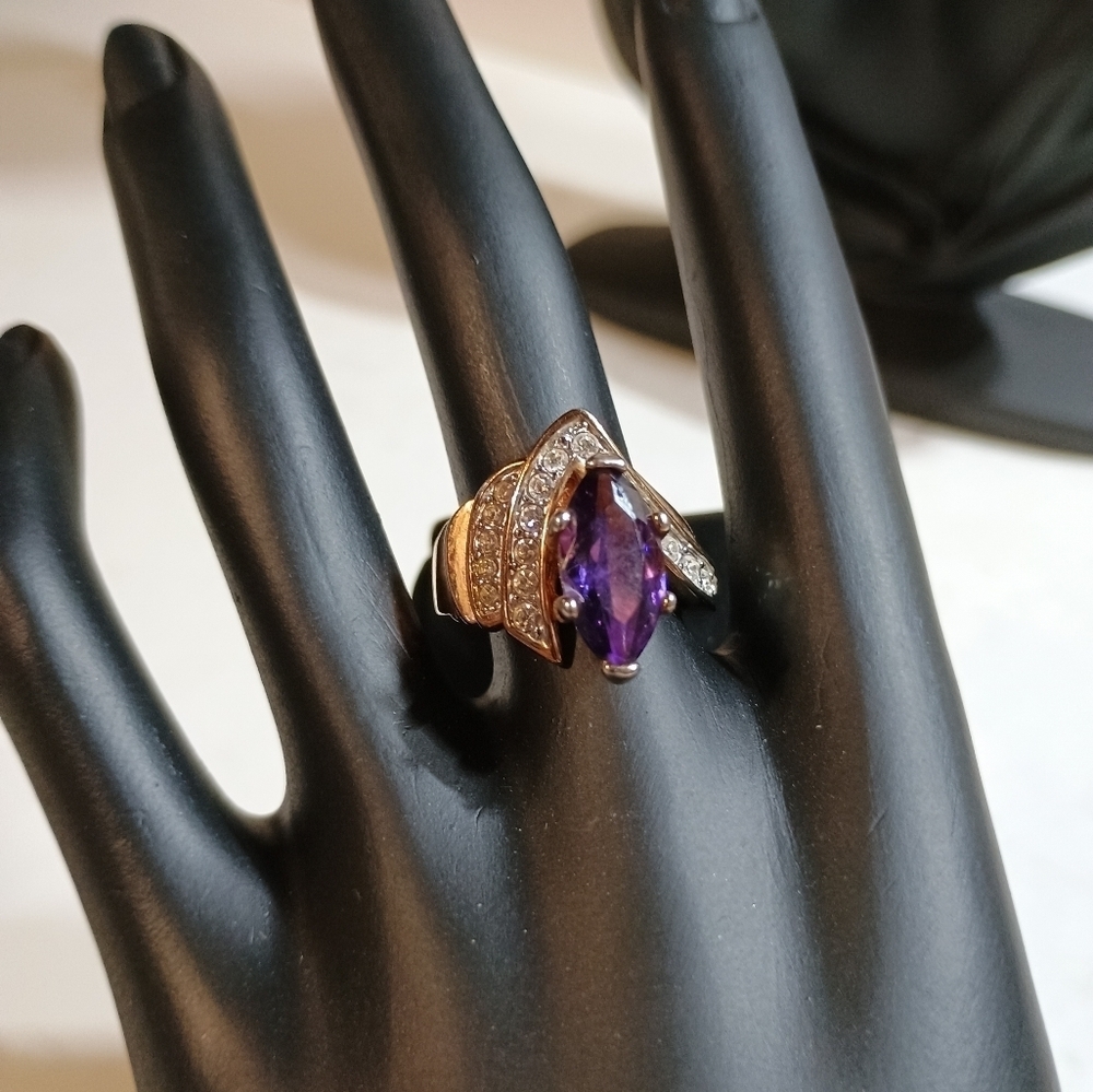 Luxurious Purple Tourmaline and Gold-Plated Gemstone Ring